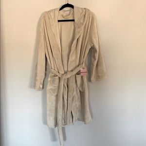 Hooded Robe with pockets